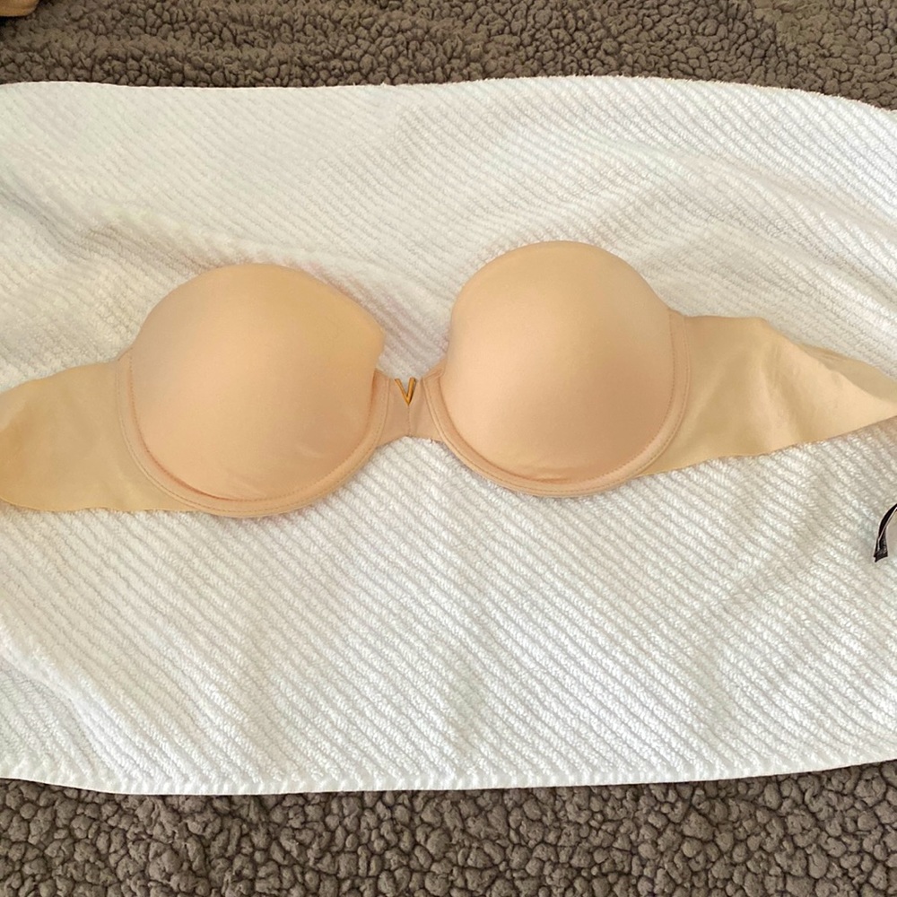 Victoria Secret Nude Strapless Bra